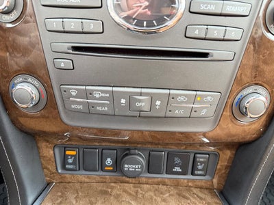 2017 INFINITI QX80 Signature Edition