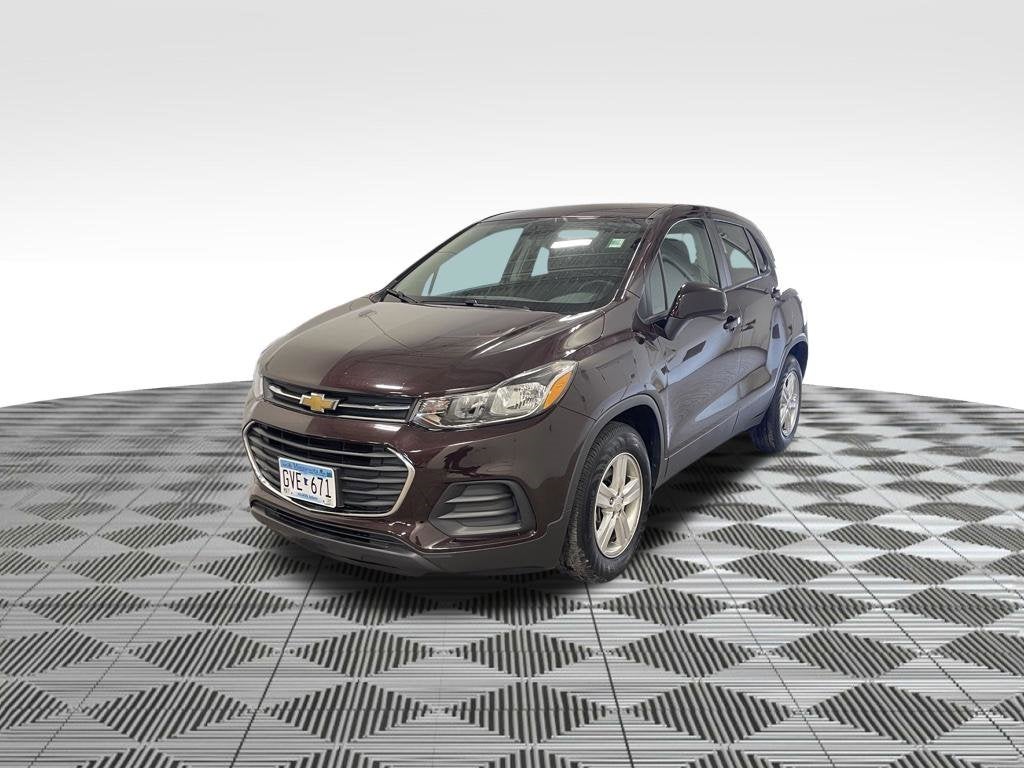 Used 2021 Chevrolet Trax LS with VIN KL7CJKSBXMB315822 for sale in Buffalo, Minnesota