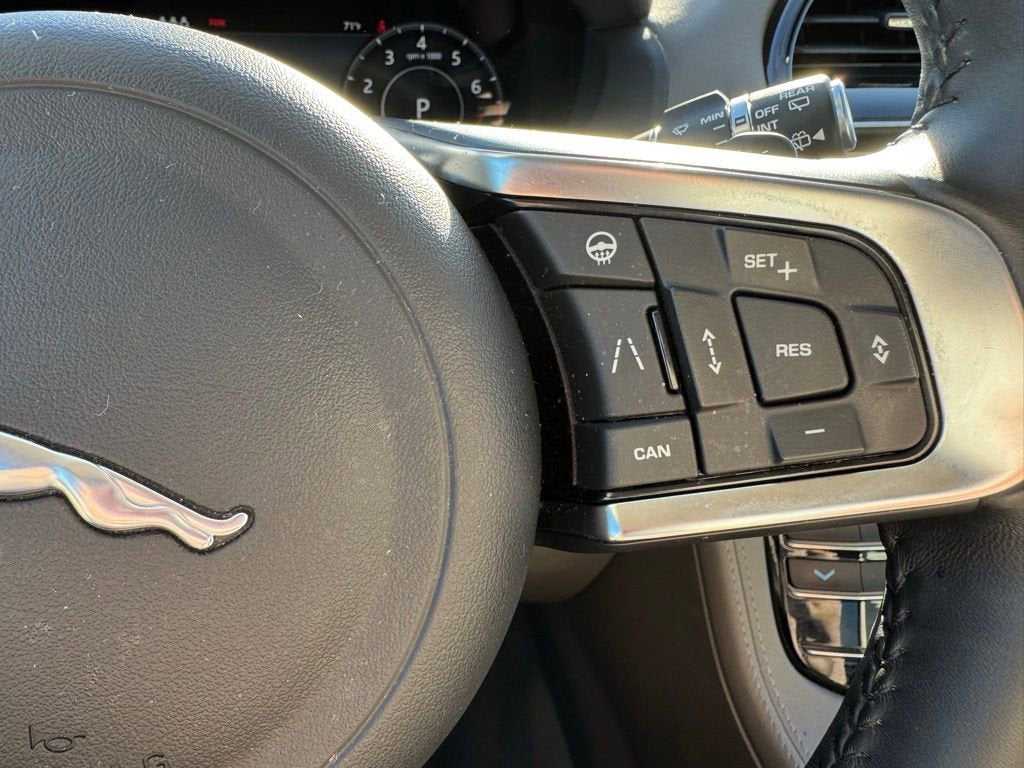 2019 Jaguar F-PACE 30t Portfolio