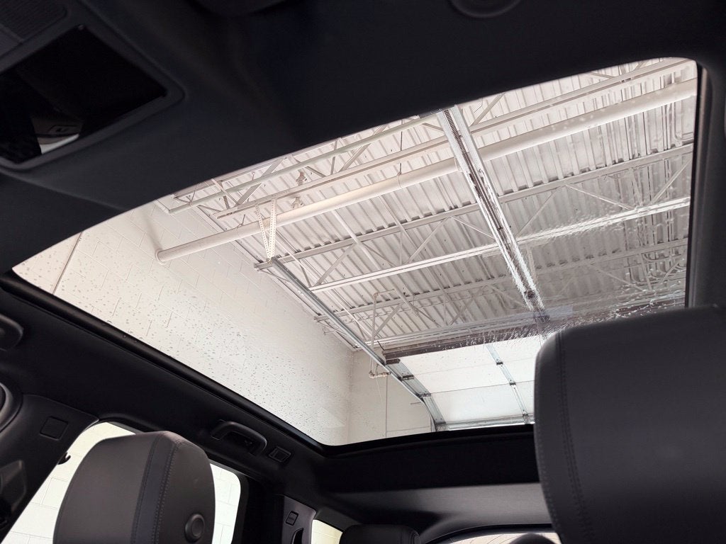 2025 Land Rover Discovery Sport Dynamic SE