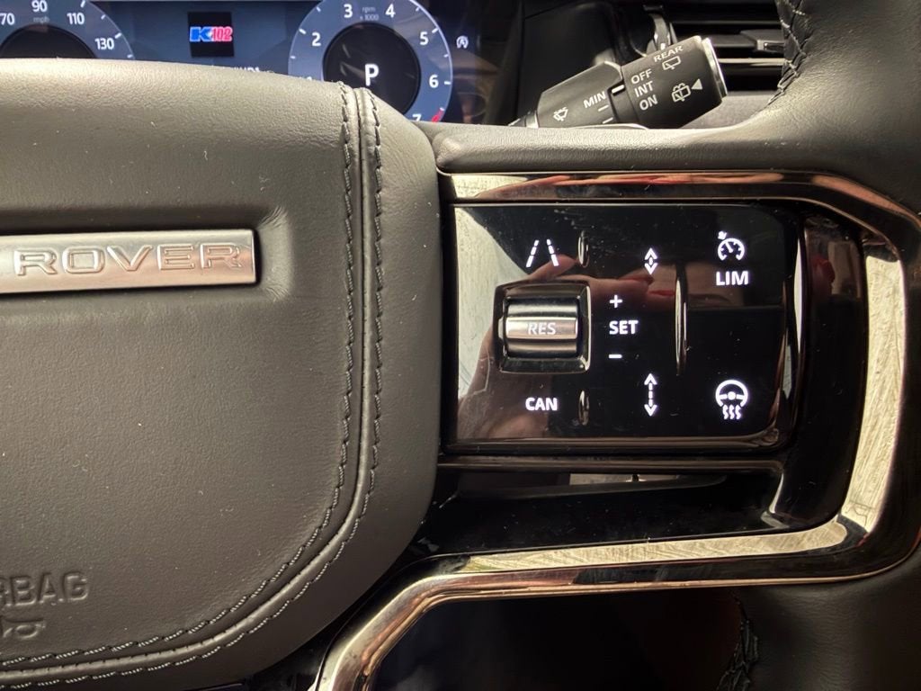 2025 Land Rover Range Rover Velar Dynamic SE