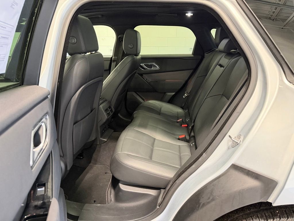 2025 Land Rover Range Rover Velar Dynamic SE