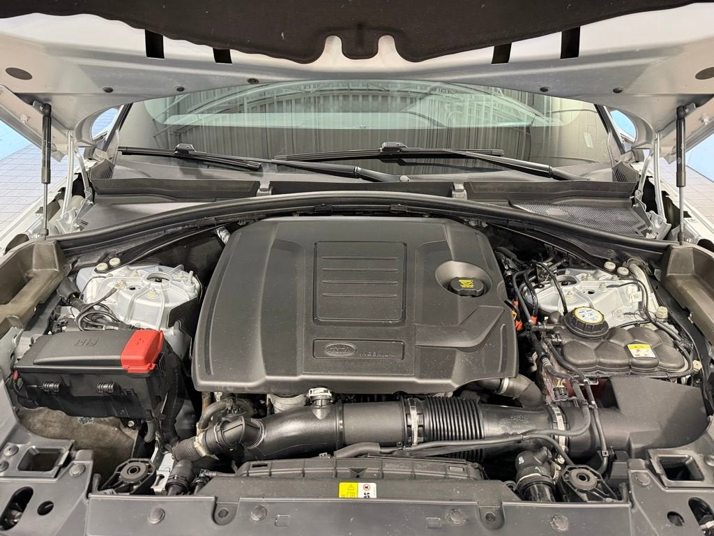 2025 Land Rover Range Rover Velar Dynamic SE