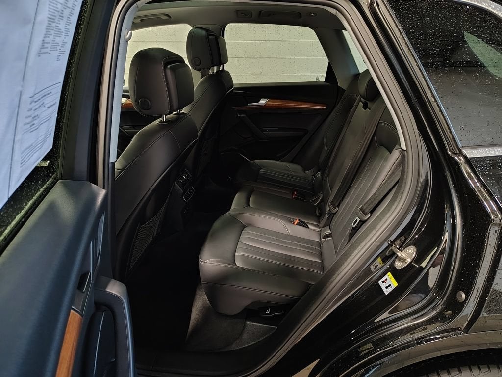 2023 Audi Q5 S line Premium