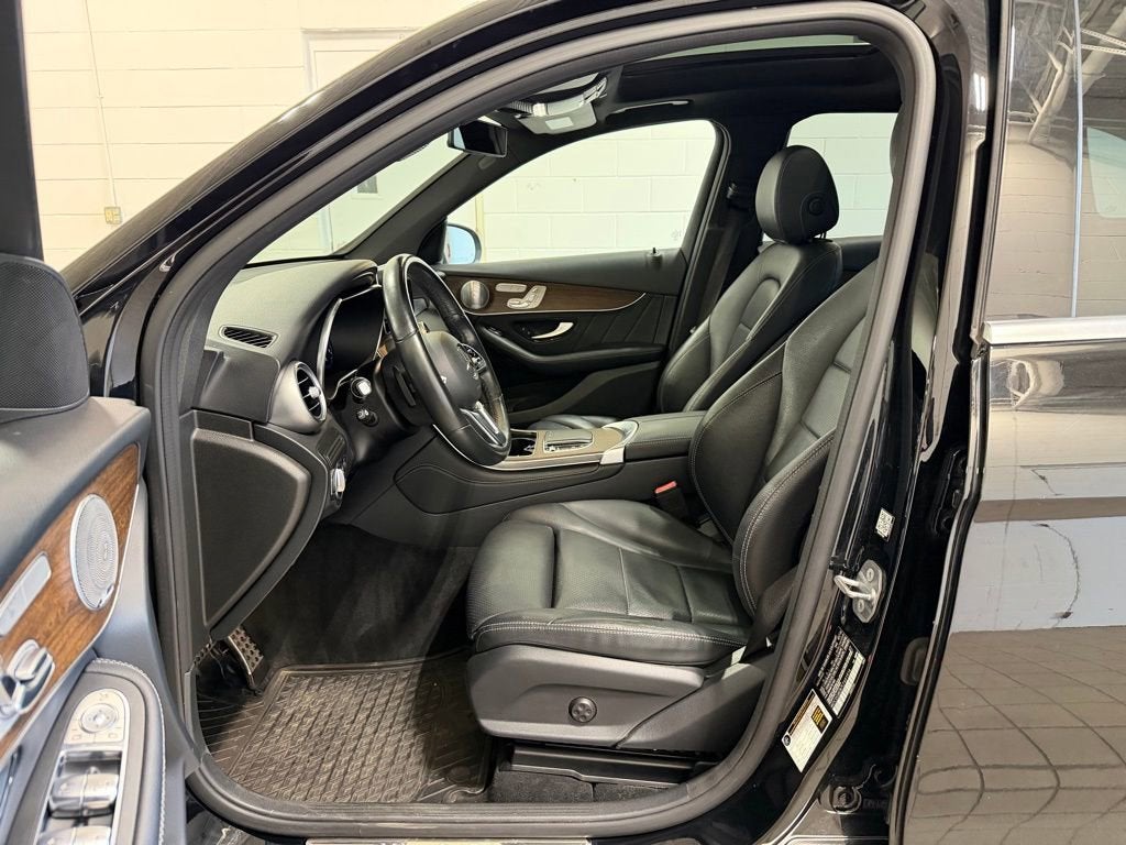 2020 Mercedes-Benz GLC GLC 300