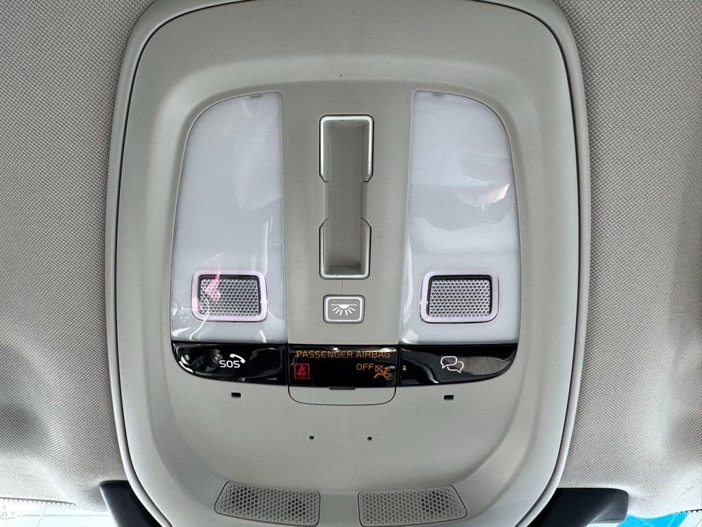 2023 Volvo XC90 Plus