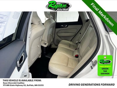 2023 Volvo XC60 Recharge Plug-In Hyb Ultimate Bright Theme