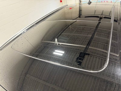 2023 Volvo XC60 Ultimate Bright Theme