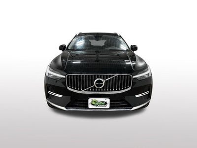 2023 Volvo XC60 Ultimate Bright Theme