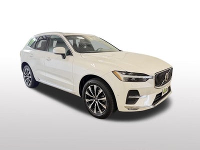 2023 Volvo XC60 Plus Bright Theme