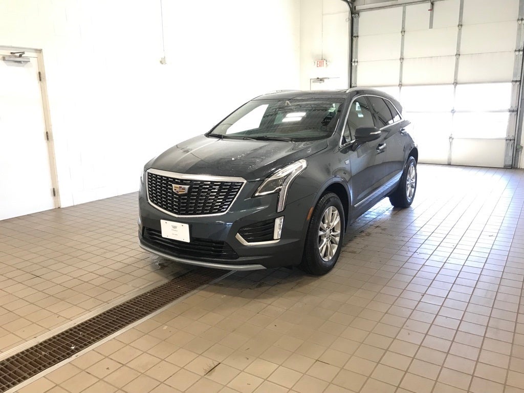 Used 2020 Cadillac XT5 Premium Luxury with VIN 1GYKNDRS4LZ168448 for sale in Buffalo, Minnesota